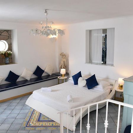 Villa La Terrazza Suites Σορέντο Εξωτερικό φωτογραφία