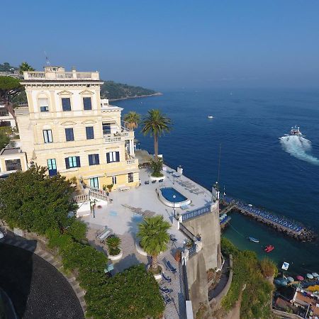 Villa La Terrazza Suites Σορέντο Εξωτερικό φωτογραφία