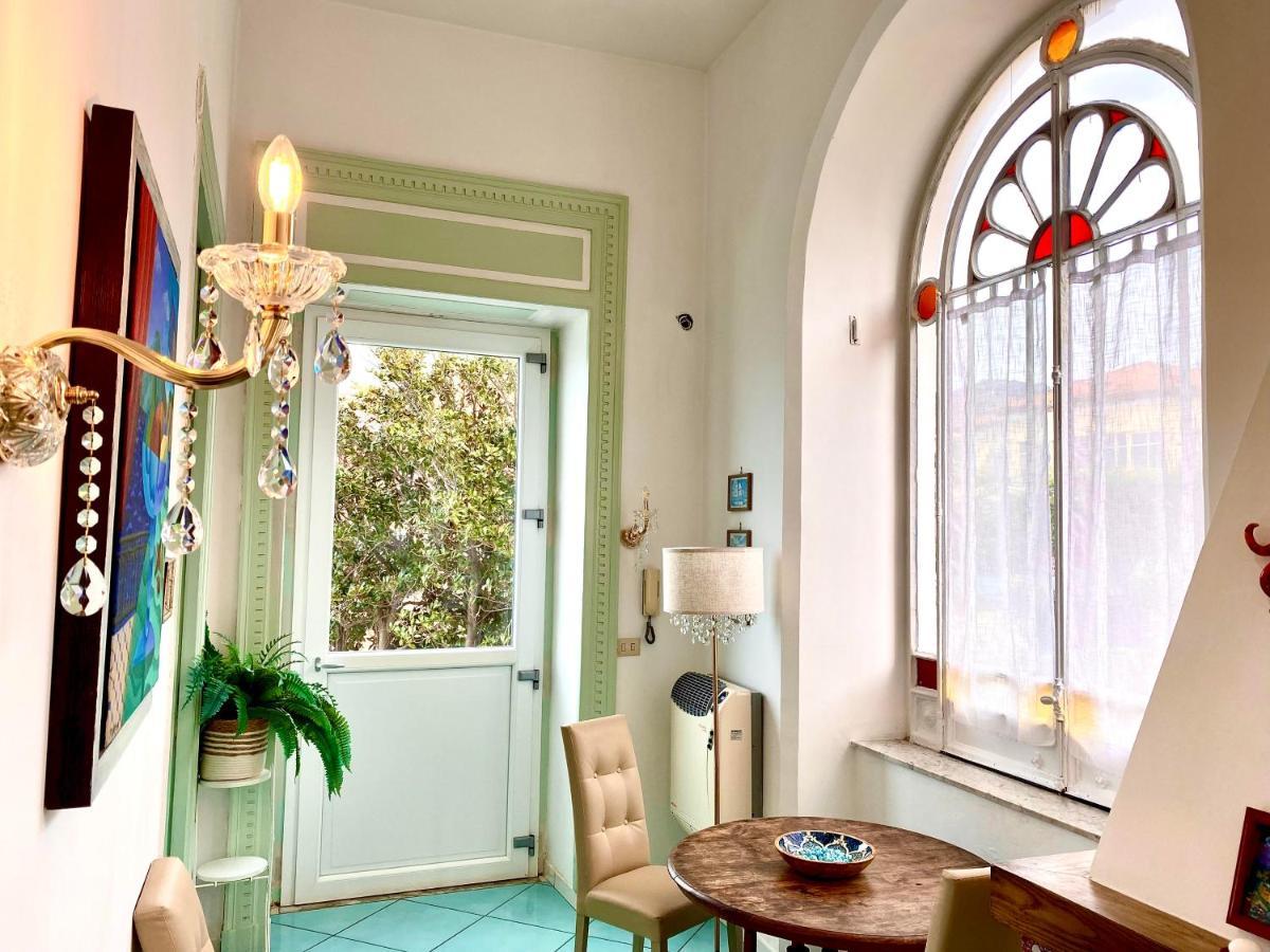 Villa La Terrazza Suites Σορέντο Εξωτερικό φωτογραφία