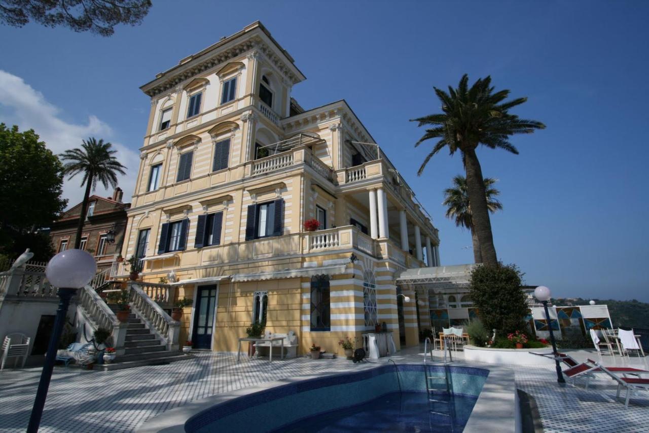 Villa La Terrazza Suites Σορέντο Εξωτερικό φωτογραφία