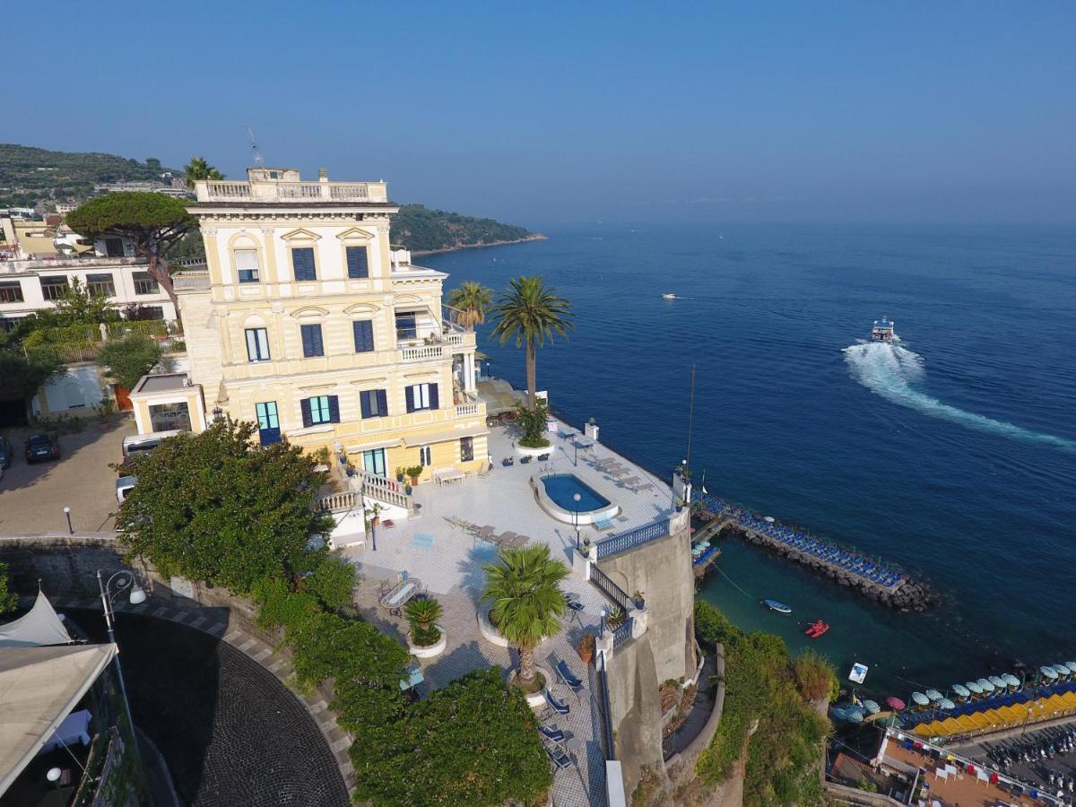 Villa La Terrazza Suites Σορέντο Εξωτερικό φωτογραφία